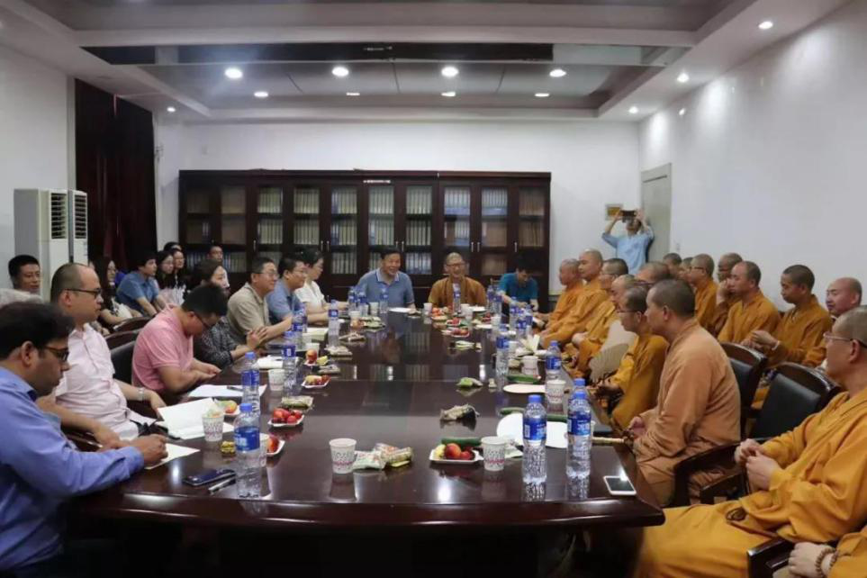 “观音信仰与神圣空间的建构——从终南山到普陀山”座谈会在西北大学举行